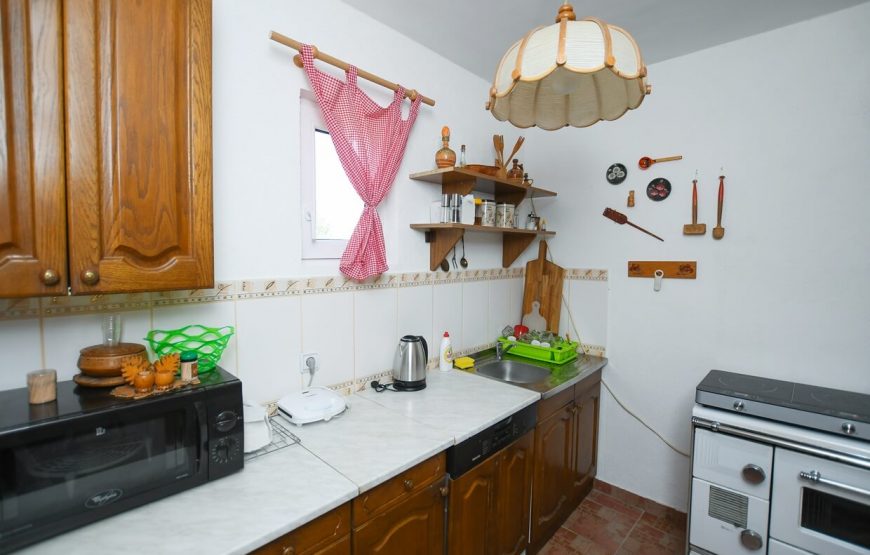 Seoska kuća Stojanović