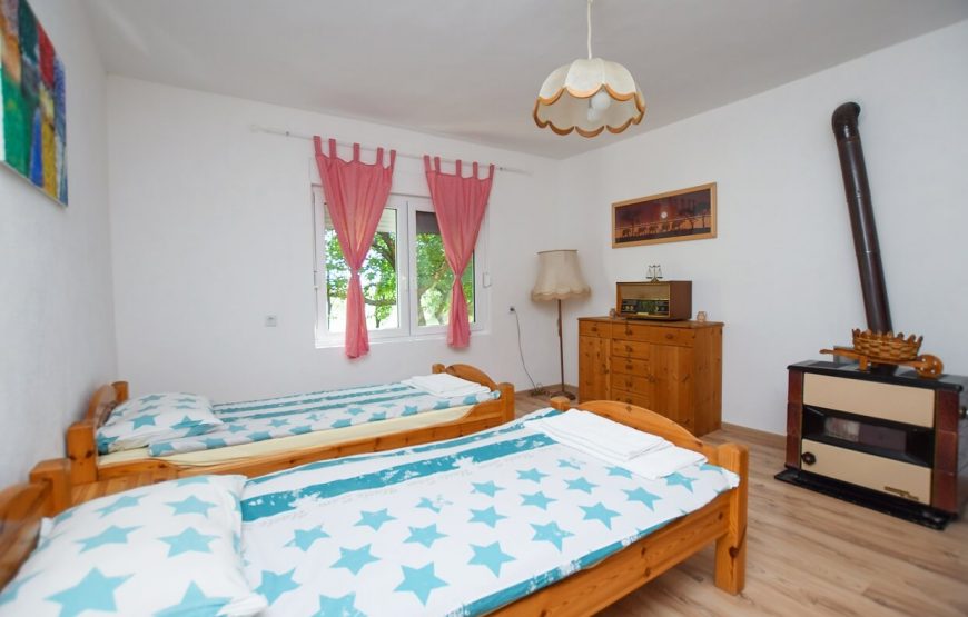 Seoska kuća Stojanović