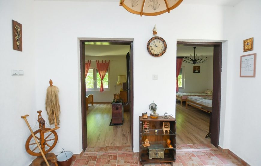 Seoska kuća Stojanović